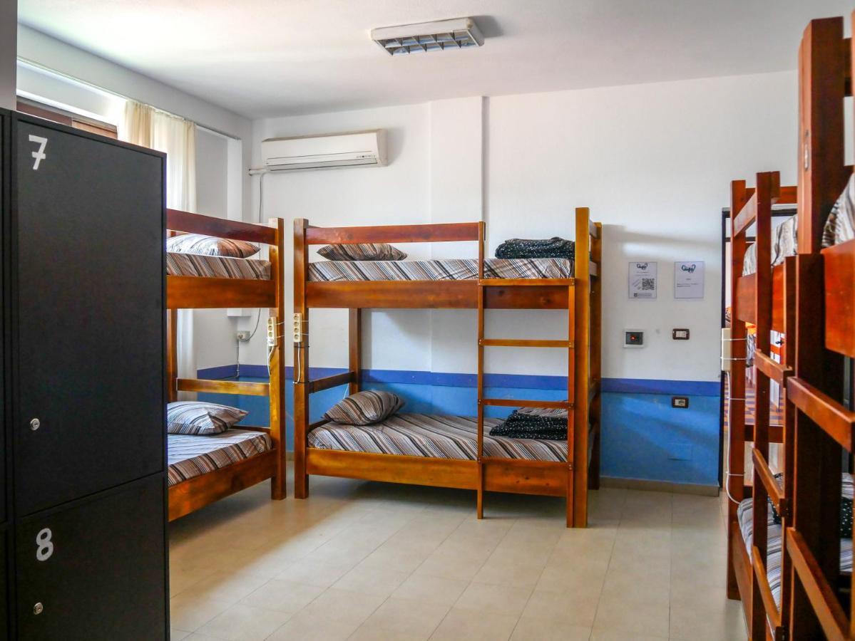 The Galley Party Hostel Shkodra Exterior foto